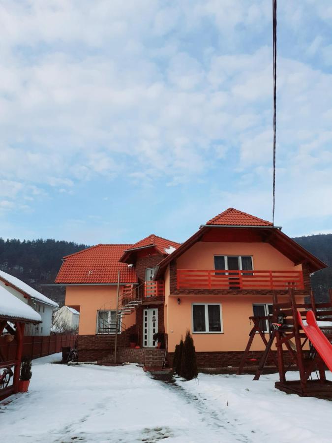 Hotel Casa De Oaspeti Cristian Praid Zewnętrze zdjęcie